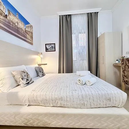 Booking House Rome