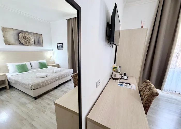 House 4* Roma